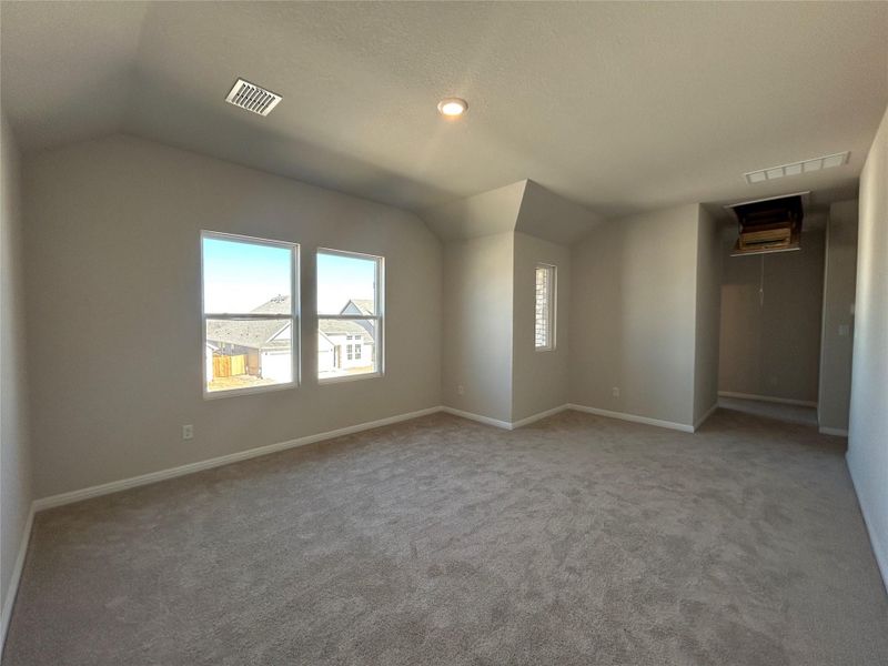 Spacious, unfurnished interior of a new home in Willow Springs, Buda (Image 19). Spacious, unfurnished interior of a new home in Willow Springs, Buda (Image 19).