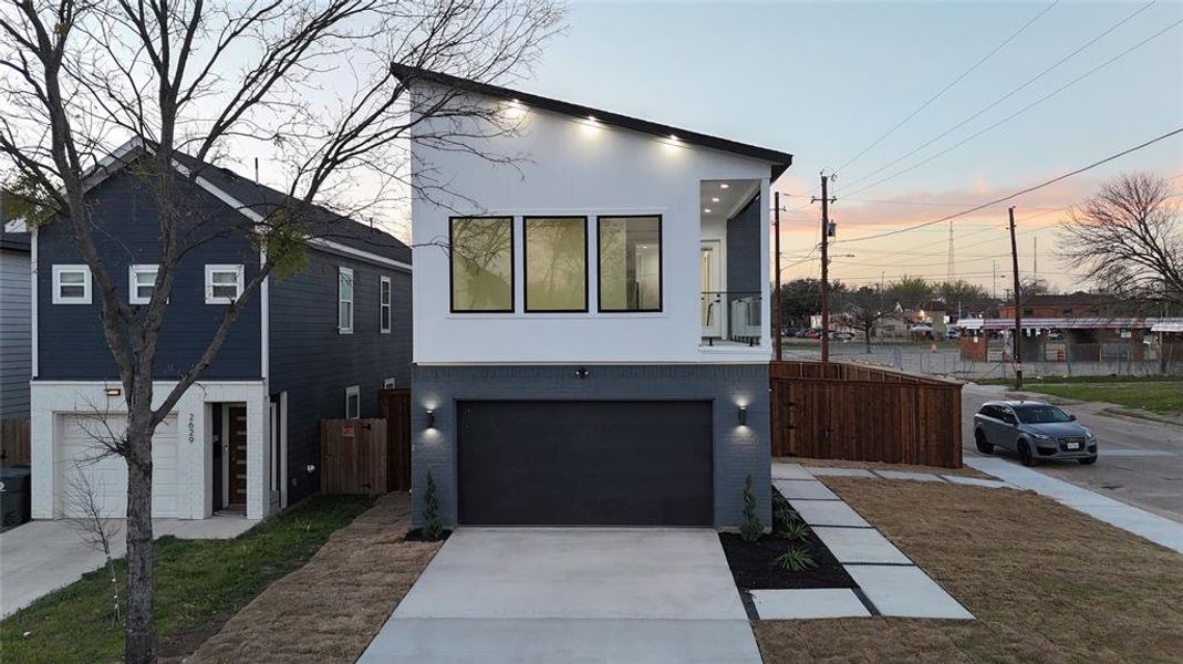 Front exterior of a new home in , Dallas, TX, highlighting curb appeal (Image 2). Front exterior of a new home in , Dallas, TX, highlighting curb appeal (Image 2).