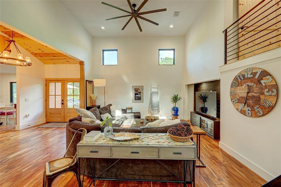 Living looking back towards entry. There is even a gas stubout out for future fireplace if desired!94 San Saba St., AustinTX 78702 MLS# 7207900