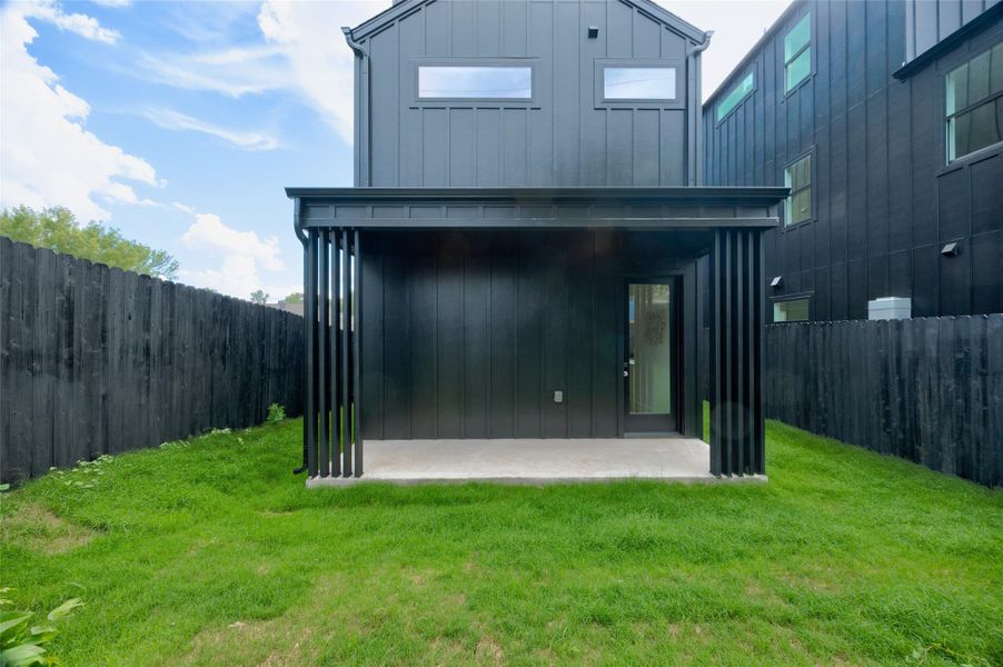 Exterior details and patio area of a home in , Austin (Image 22).