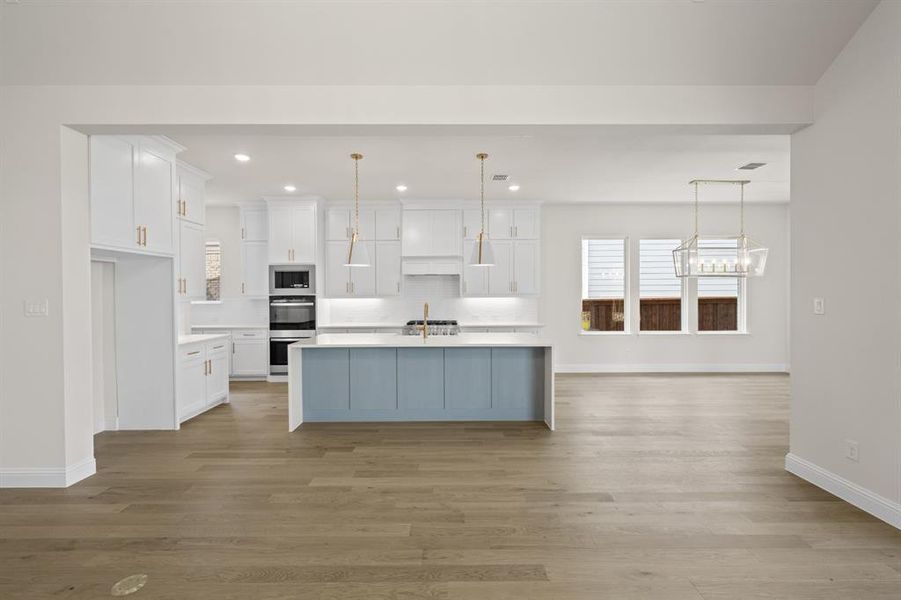 2017 Grey Birch- Kitchen-2 2017 Grey Birch- Kitchen-2