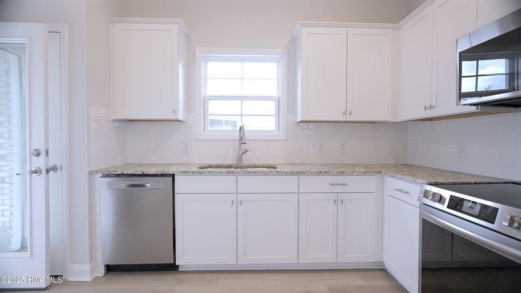 Furnished interior view inside a new home in Palmetto Creek, Bolivia (Image 7). Furnished interior view inside a new home in Palmetto Creek, Bolivia (Image 7).