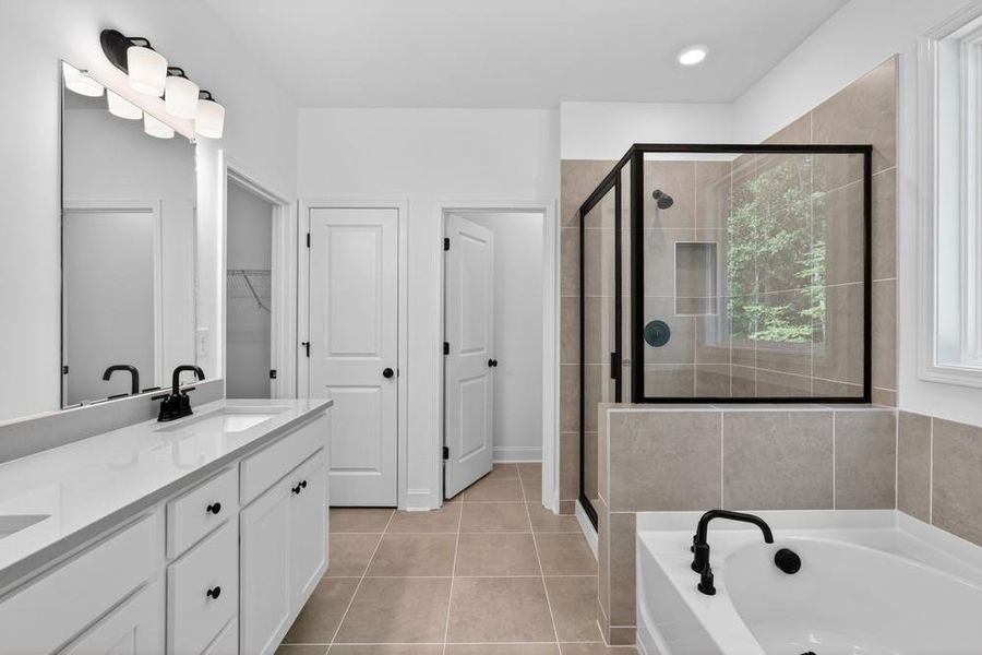 Furnished interior view inside a new home in Nichols Farm, Dacula (Image 10).