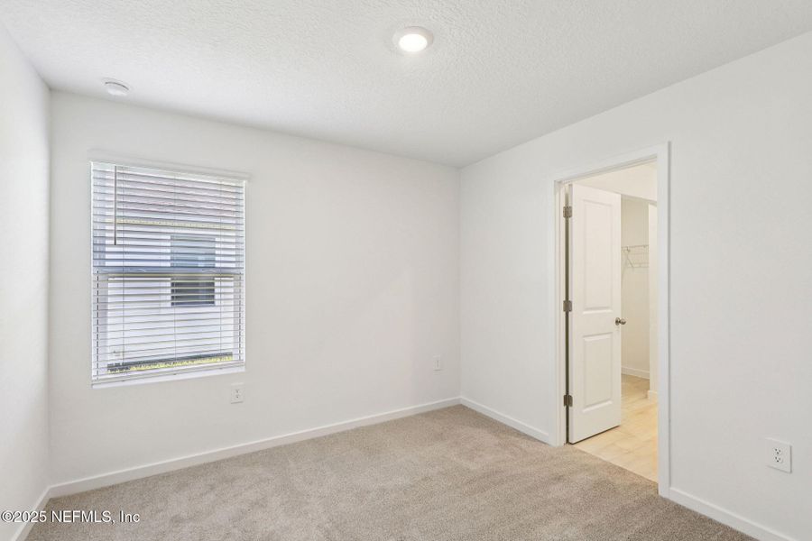 Spacious, unfurnished interior of a new home in Cypress Meadows - Signature Series, Jacksonville (Image 21).