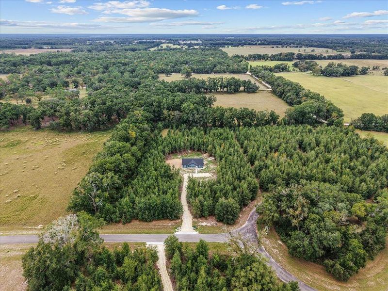 Image 17 of a home in . Image 17 of a home in .