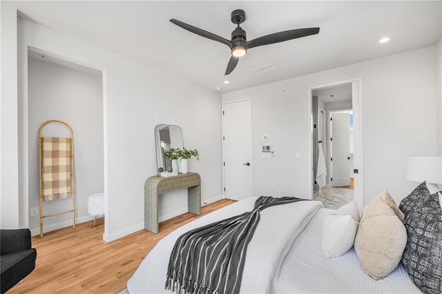 Furnished interior view inside a new home in , Atlanta (Image 11).