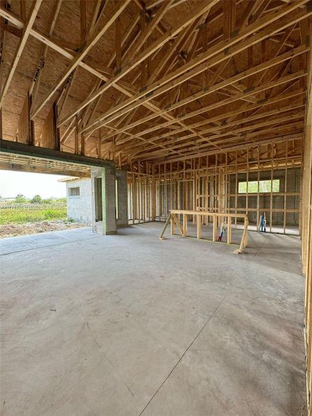 Image 14 of a home in . Image 14 of a home in .