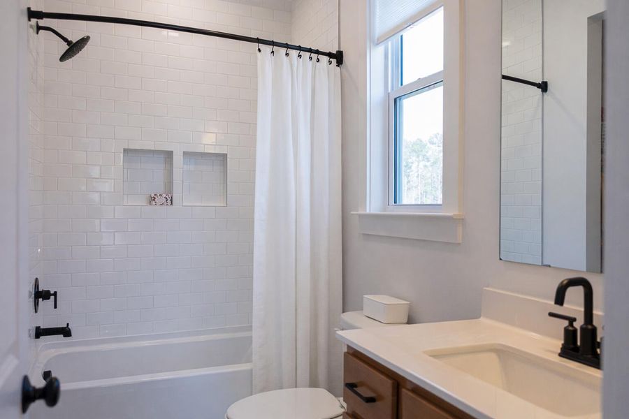 Furnished interior view inside a new home in , Ravenel (Image 56).