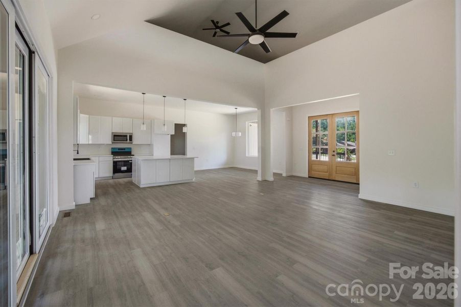 Spacious, unfurnished interior of a new home in , Morganton (Image 34).