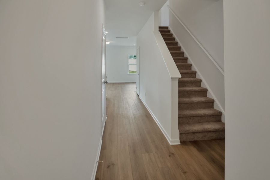 Spacious, unfurnished interior of a new home in Winston Place, Gallatin (Image 11).