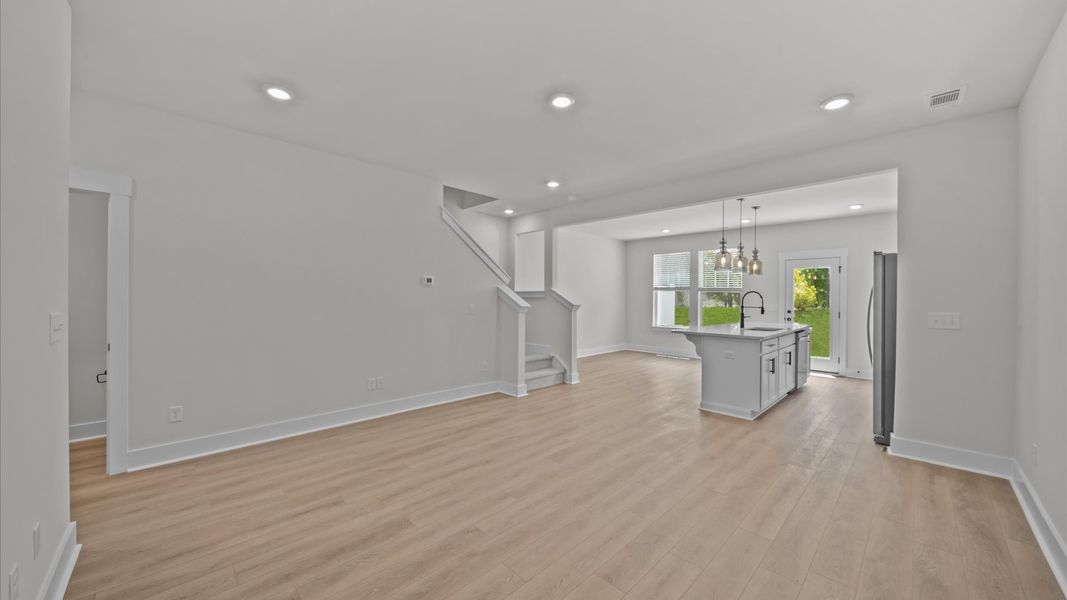 Furnished interior view inside a new home in Ransdell Pointe, Spartanburg (Image 6).