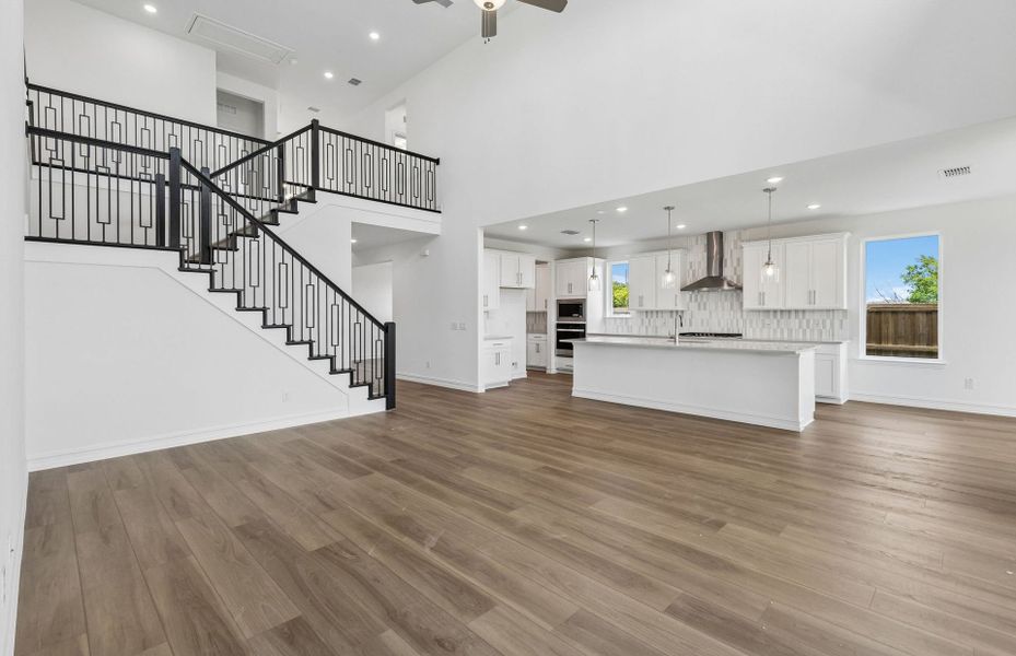 Spacious, unfurnished interior of a new home in Wellington, Fort Worth (Image 16).