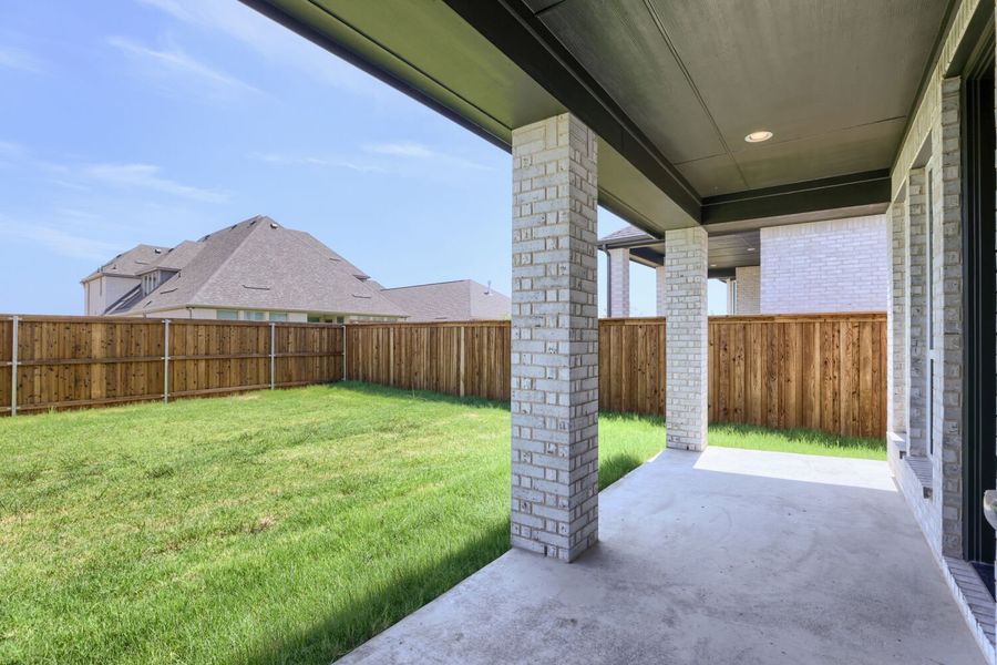 4324 Double Diamond - Patio