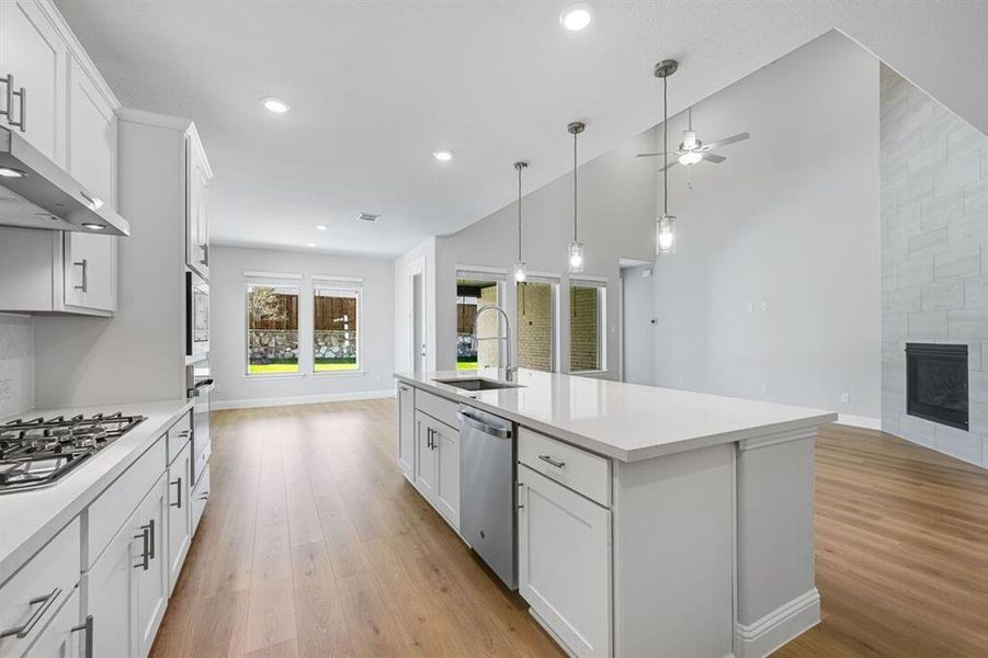 547 Wisteria Street ~ Ready Now 547 Wisteria Street ~ Ready Now