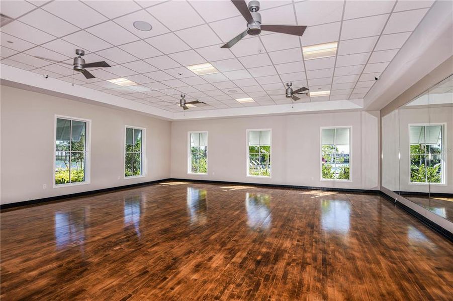Spacious, unfurnished interior of a new home in The Cove at West Port, Port Charlotte (Image 26).