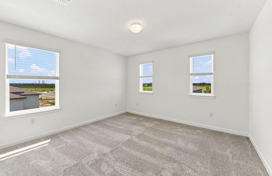 Spacious, unfurnished interior of a new home in Seaire, Parrish (Image 19).