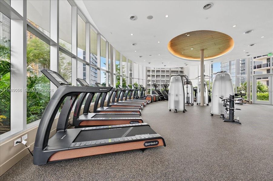 Community amenities in , Miami (Image 47).