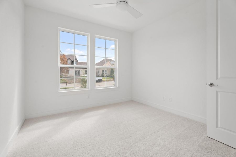 Extra Suite (*Photo not of actual home and used for illustration purposes only.)