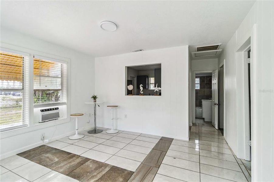 Spacious, unfurnished interior of a new home in , Bradenton (Image 26).