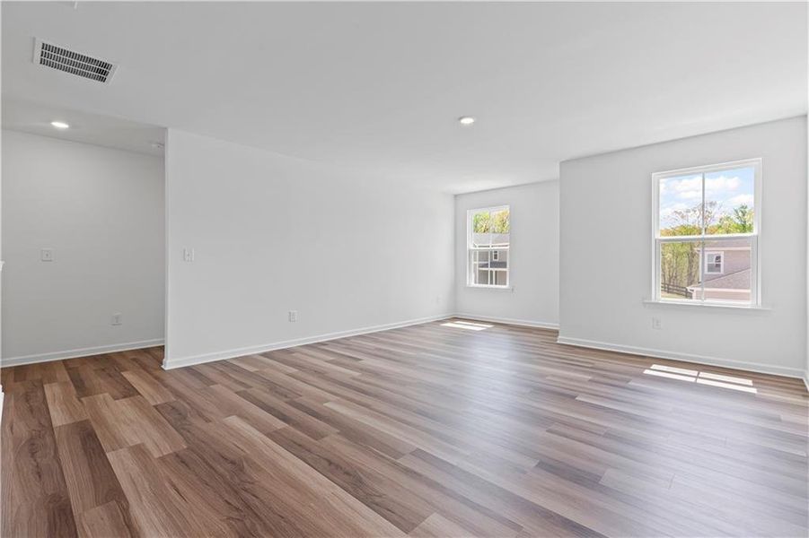 Spacious, unfurnished interior of a new home in Avery Ridge, Gainesville (Image 24).