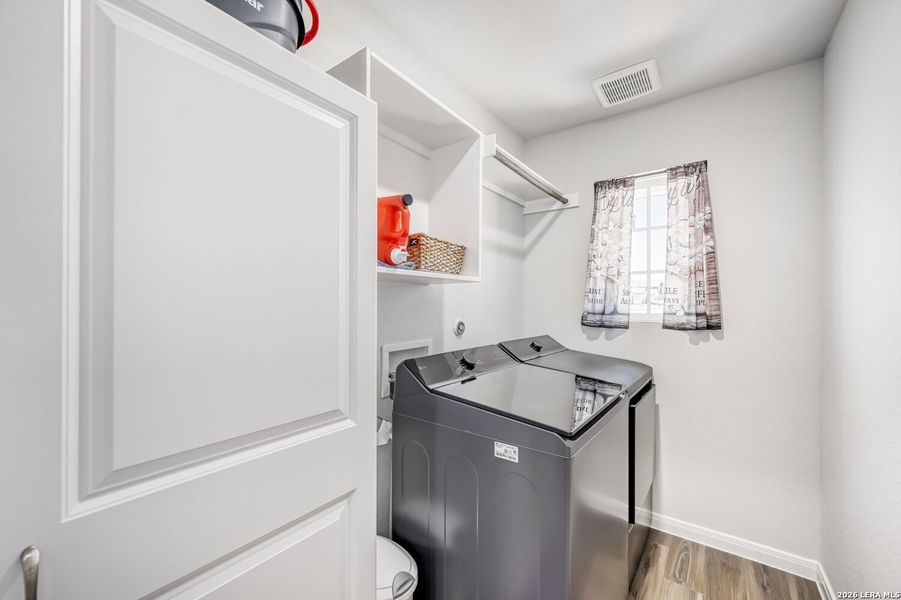 Furnished interior view inside a new home in Timber Creek, San Antonio (Image 26).
