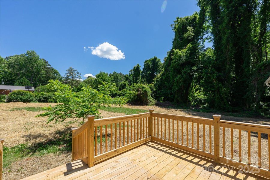 Image 27 of a home in .