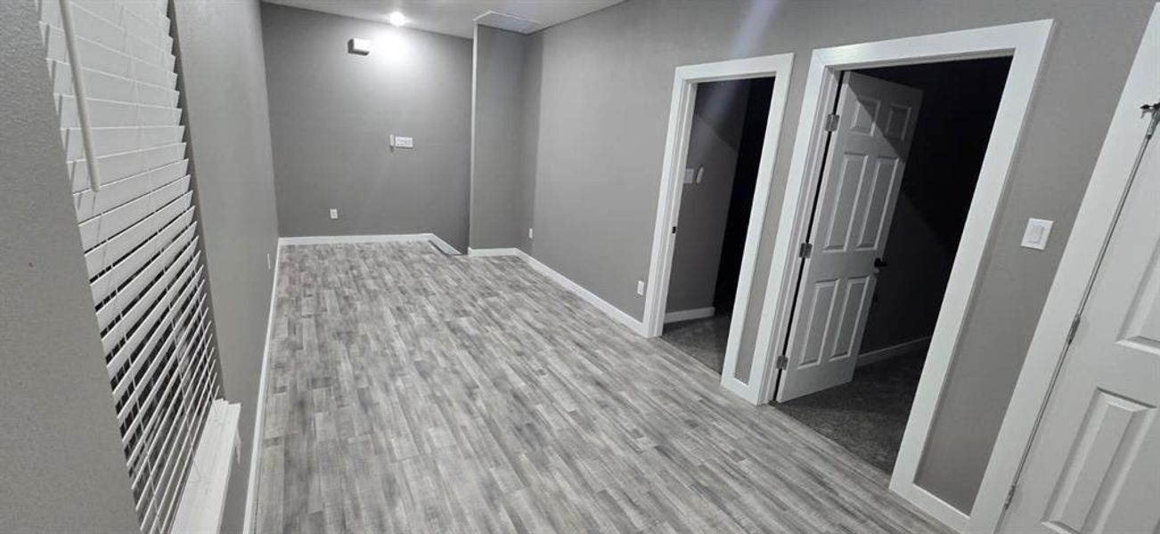 Spacious, unfurnished interior of a new home in , Gainesville (Image 12).