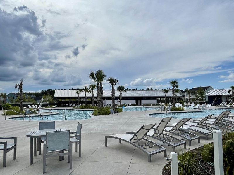 Community amenities in , Summerville (Image 12). Community amenities in , Summerville (Image 12).