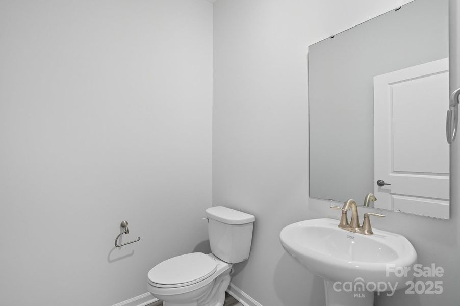 Image 44 of a home in .