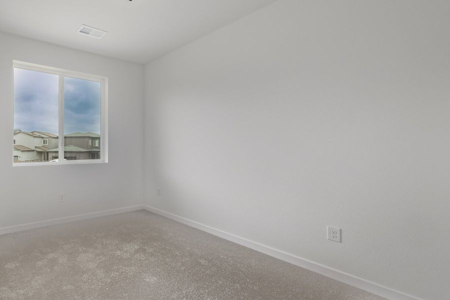 Spacious, unfurnished interior of a new home in Painted Prairie, Aurora (Image 27).
