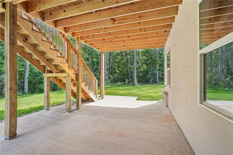 Image 89 of a home in .