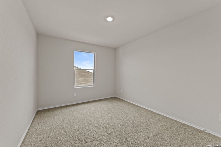 Spacious, unfurnished interior of a new home in Swenson Heights, Seguin (Image 30).
