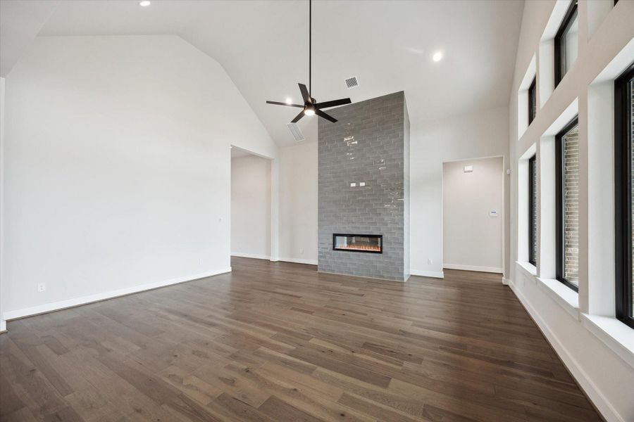 Back in the spacious Living Area