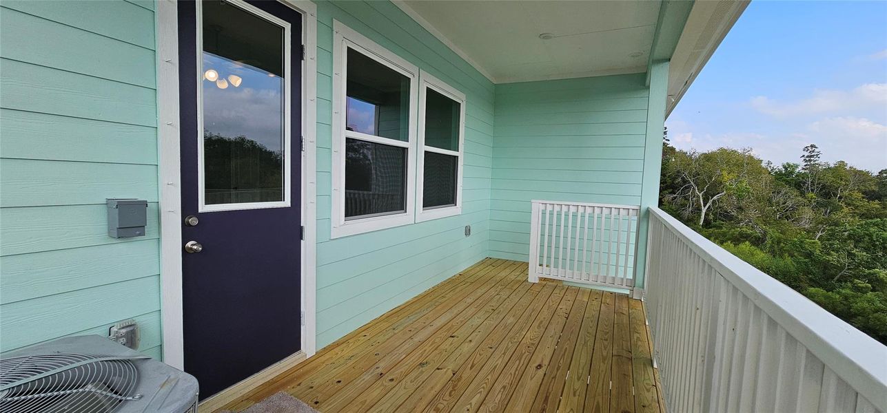 Image 16 of a home in Peacock Isle. Image 16 of a home in Peacock Isle.