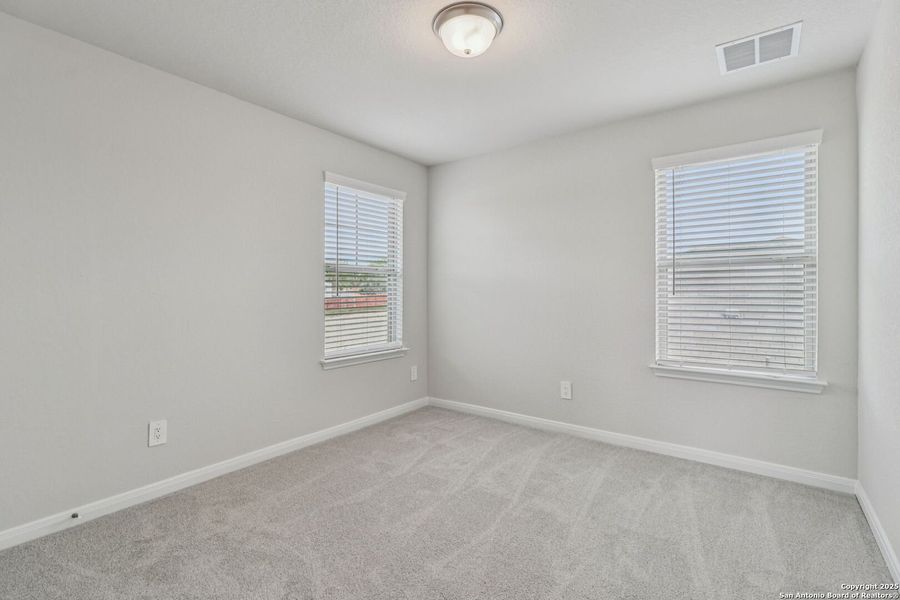 Spacious, unfurnished interior of a new home in Royal Crest, San Antonio (Image 19). Spacious, unfurnished interior of a new home in Royal Crest, San Antonio (Image 19).