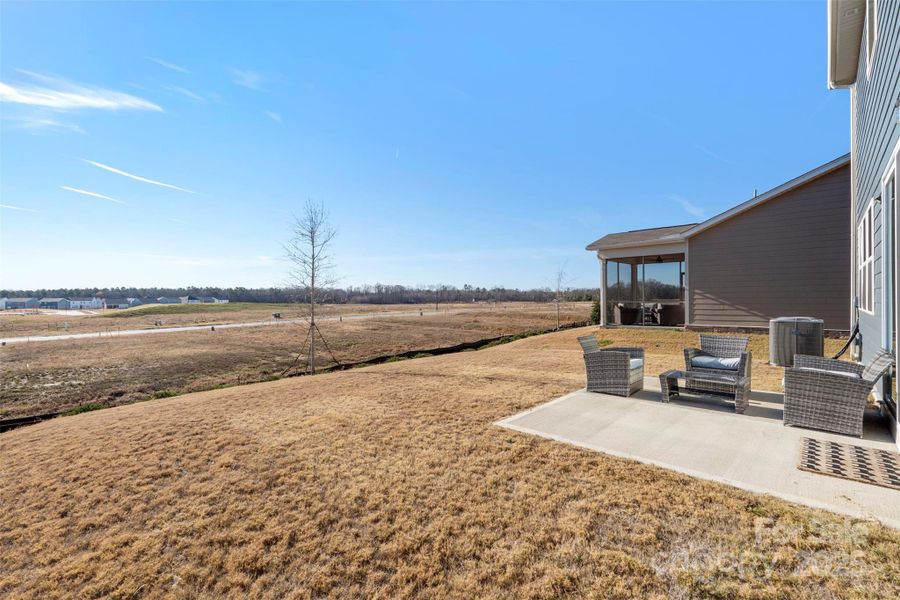 Exterior details and patio area of a home in Waxhaw Landing, Monroe (Image 4).