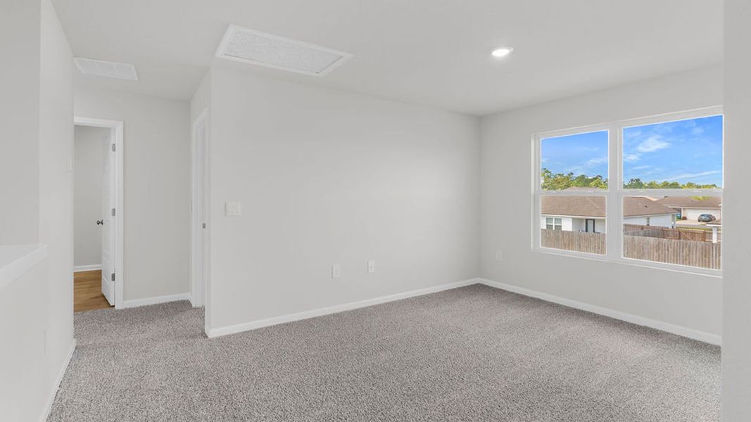 Spacious, unfurnished interior of a new home in Wesley Park, Crawfordville (Image 24).