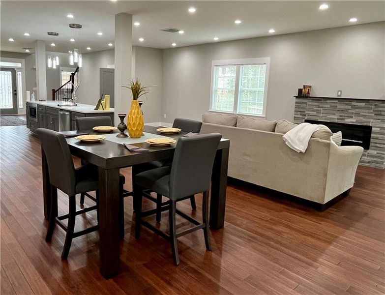 Furnished interior view inside a new home in , Atlanta (Image 3).