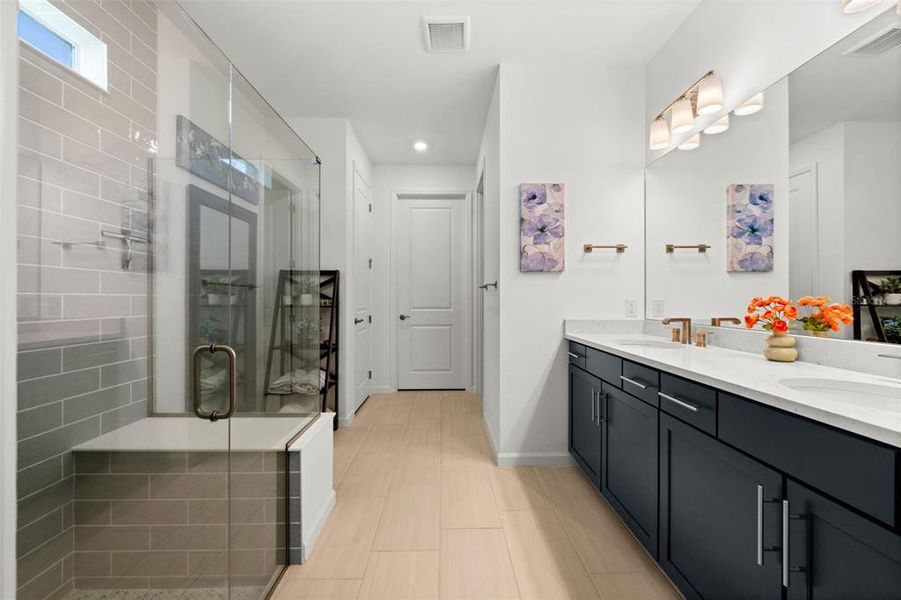 Furnished interior view inside a new home in , Punta Gorda (Image 33).