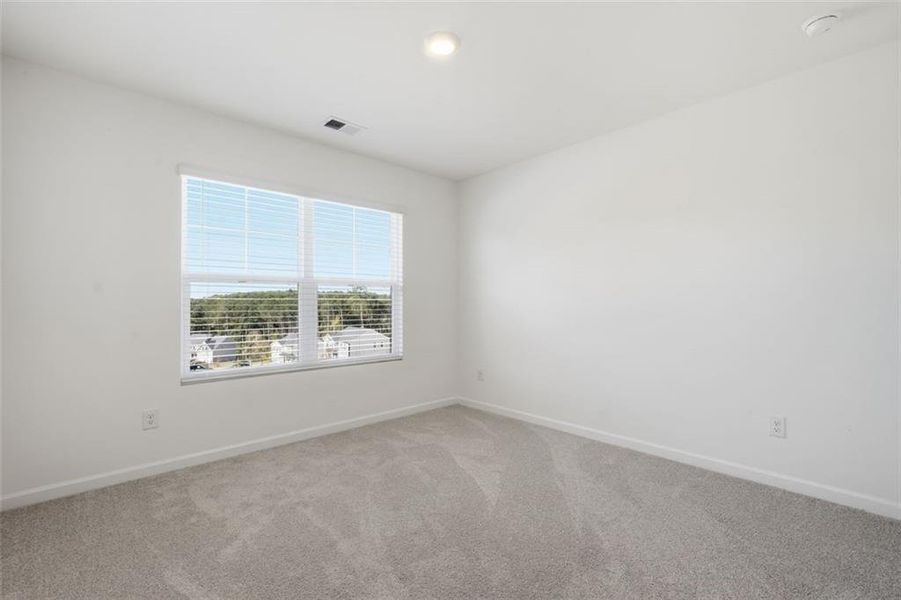 Spacious, unfurnished interior of a new home in Stillwater Springs, Dacula (Image 26).