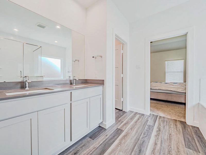 Furnished interior view inside a new home in , Katy (Image 5).