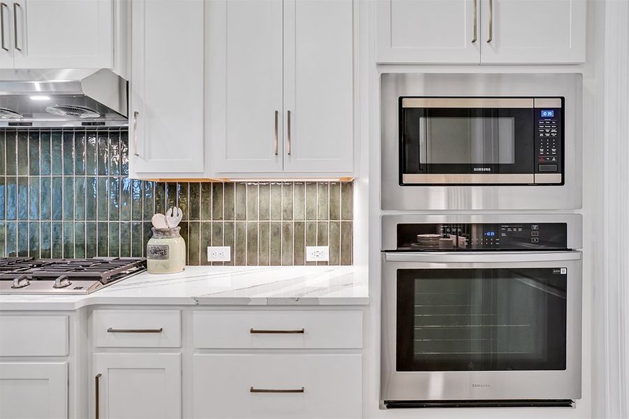 Charleston Harbor, Kitchen