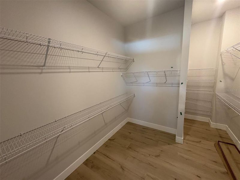 Spacious, unfurnished interior of a new home in Lakeview Crossing – Classic Series, Sarasota (Image 10). Spacious, unfurnished interior of a new home in Lakeview Crossing – Classic Series, Sarasota (Image 10).
