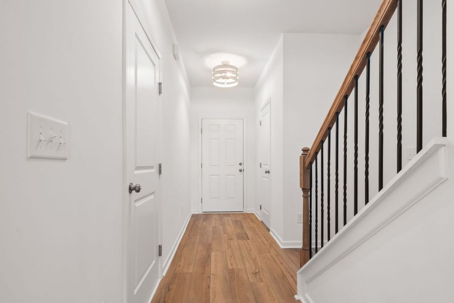 Spacious, unfurnished interior of a new home in Jackson Hills, Clarksville (Image 28).