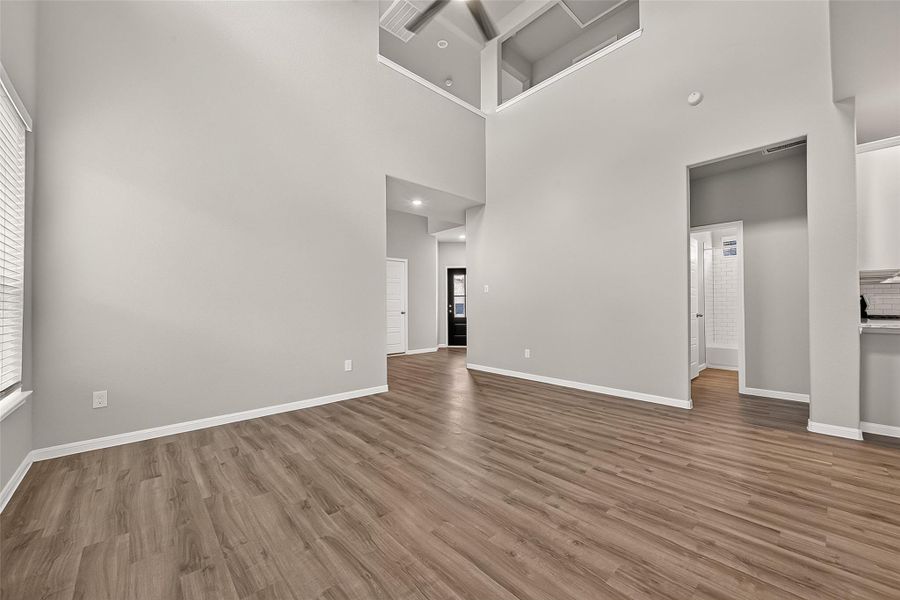 Spacious, unfurnished interior of a new home in La Segarra, Brookshire (Image 28). Spacious, unfurnished interior of a new home in La Segarra, Brookshire (Image 28).