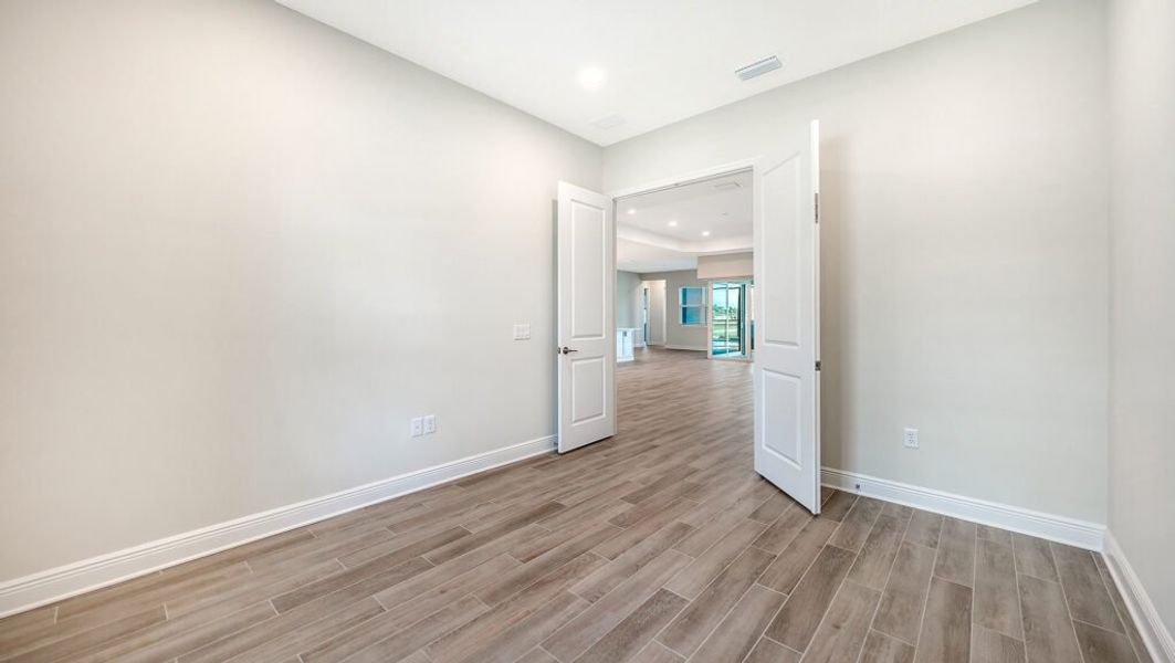 Spacious, unfurnished interior of a new home in Canoe Creek, Parrish (Image 46). Spacious, unfurnished interior of a new home in Canoe Creek, Parrish (Image 46).