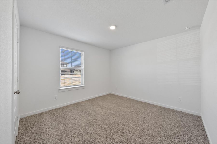 Spacious, unfurnished interior of a new home in Tamarron, Fulshear (Image 22). Spacious, unfurnished interior of a new home in Tamarron, Fulshear (Image 22).