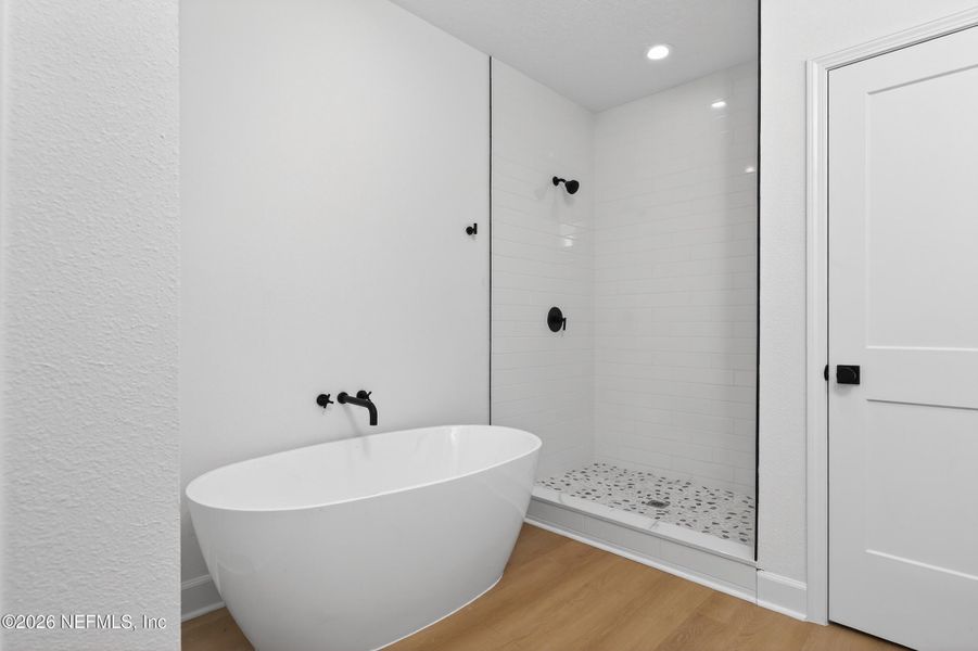 Furnished interior view inside a new home in , Keystone Heights (Image 7).