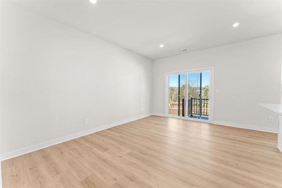 Spacious, unfurnished interior of a new home in Stowe Branch Townhomes, Charlotte (Image 10).