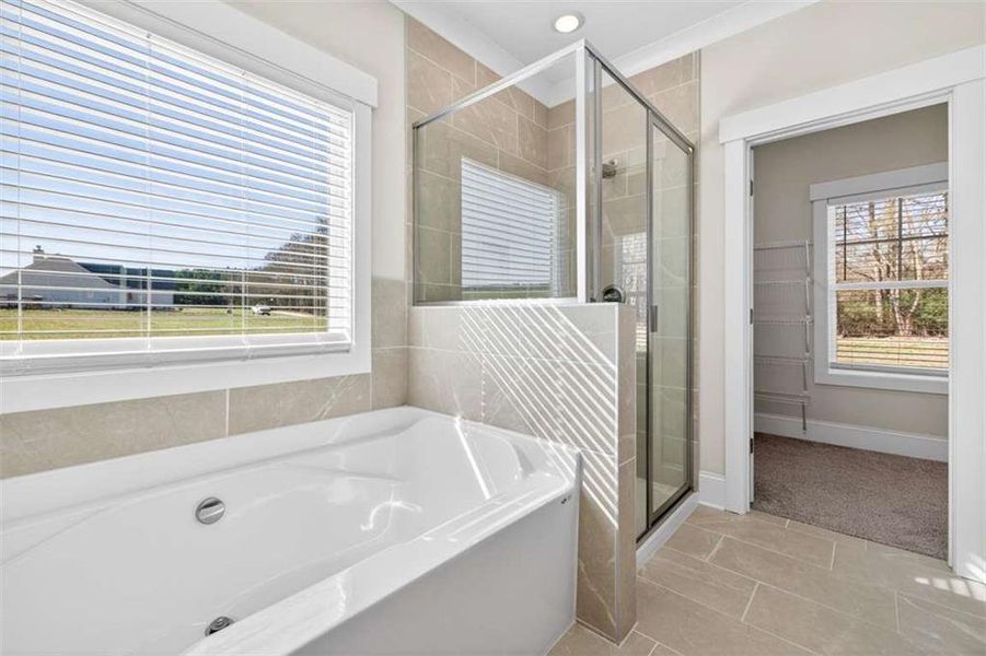 Furnished interior view inside a new home in , Comer (Image 39).